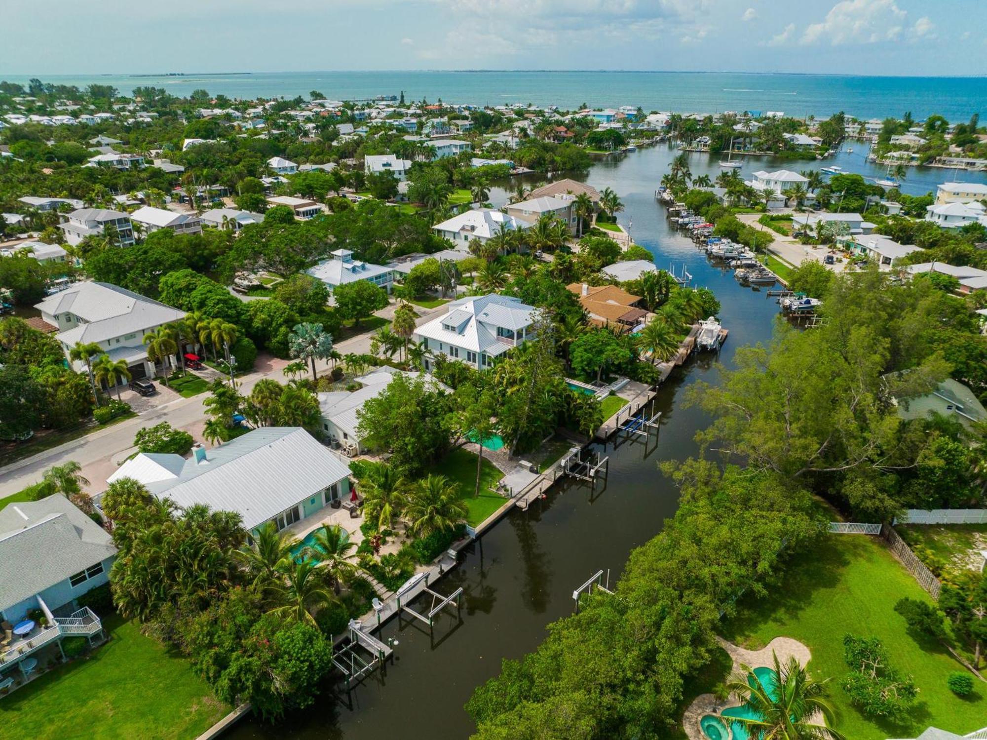 The Fish House Villa Anna Maria Exterior photo